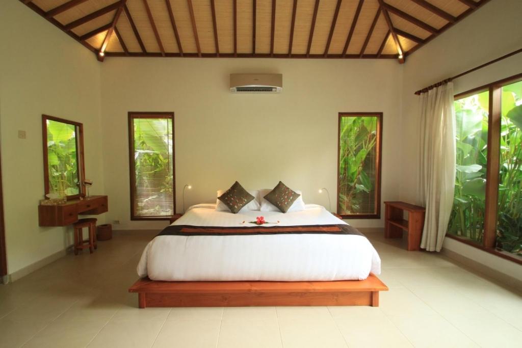 Villa Sutra Pemuteran  Room photo